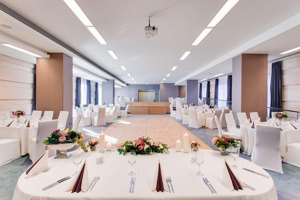 Doubletree By Hilton Hotel Cluj - City Plaza Kemudahan gambar