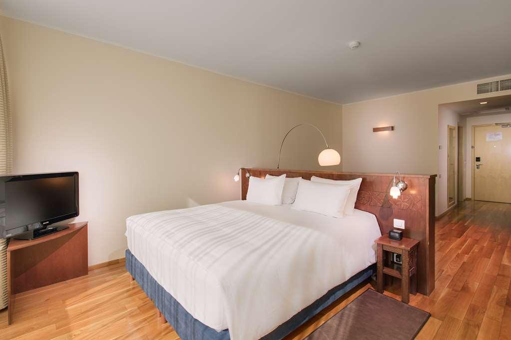 Doubletree By Hilton Hotel Cluj - City Plaza Bilik gambar